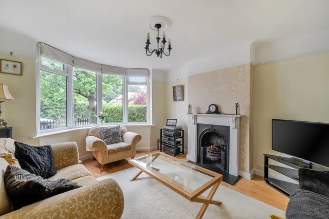 Photo 3 — Whitehorse Drive, Epsom, KT18