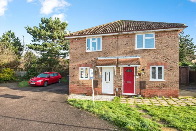 Buttercup Close, Bedford, MK42, photo 1