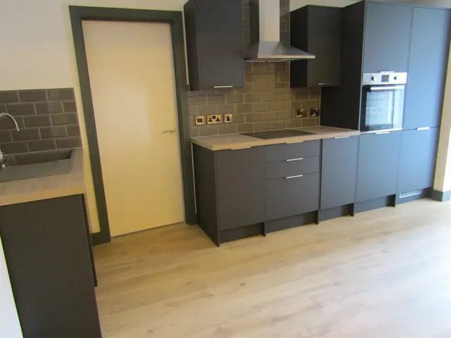 James Court, Gainsborough, DN21, photo 3