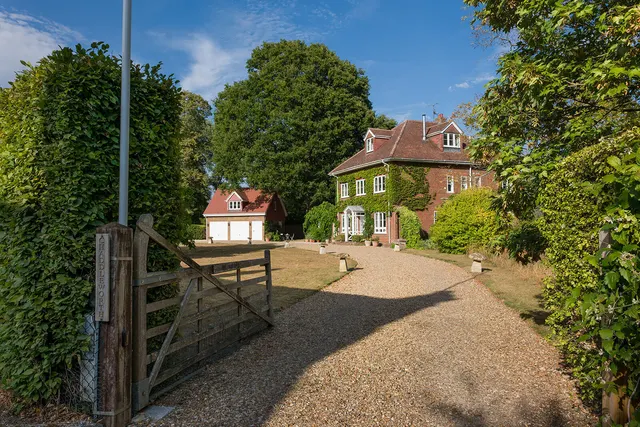 Streatley, Reading, RG8, photo 1