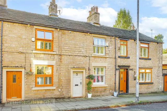 Manchester Road, Mossley, OL5, photo 1