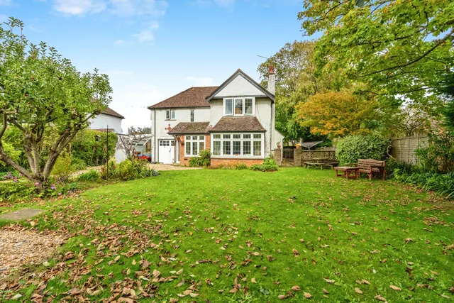 West Avenue, Middleton-on-Sea, PO22, photo 1