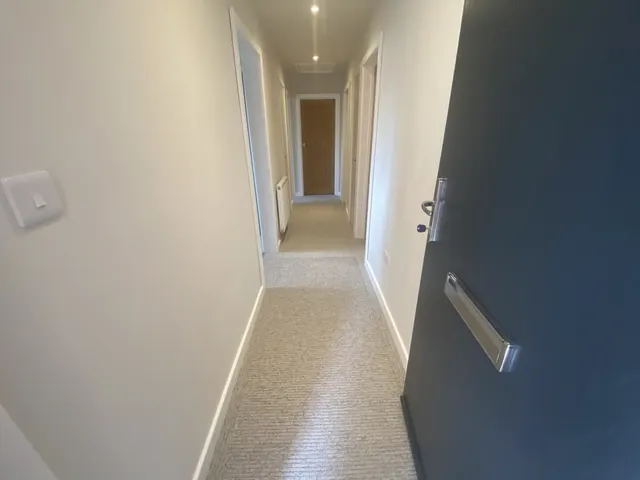 Photo 2 — Charnwood Close, Chandlers Ford
