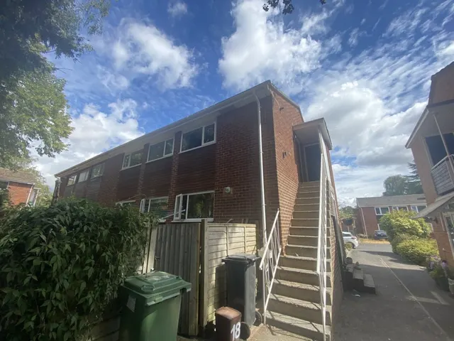 Charnwood Close, Chandlers Ford, photo 1