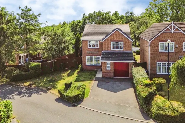 Howardian Close, OLDHAM, Lancashire, OL8, photo 1