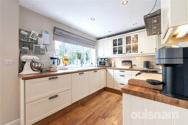Photo 2 — Birkdale Avenue, Blackwell, Bromsgrove, Worcestershire, B60 1BY