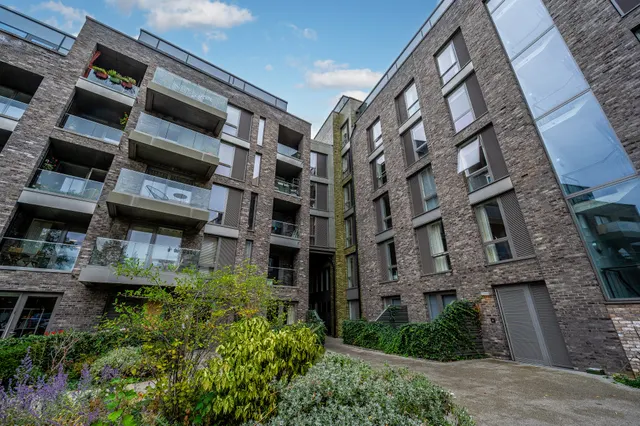 London, SE15, photo 1