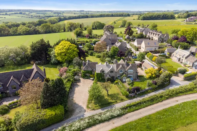 Photo 2 — Nr. Daglingworth, Cirencester, GL7