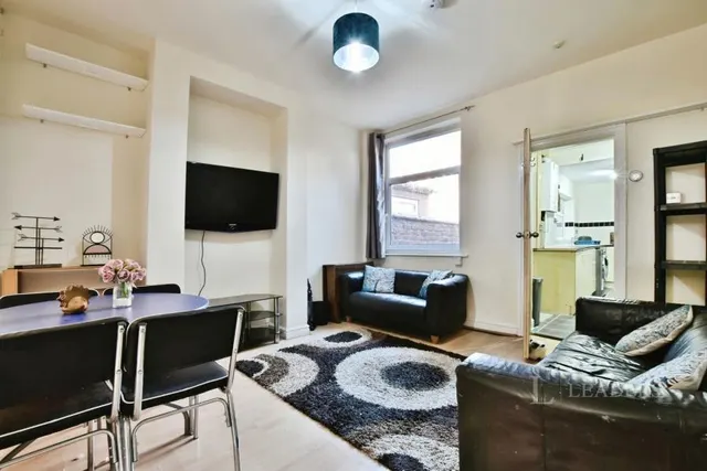 Camborne Street, Manchester, M14, photo 2