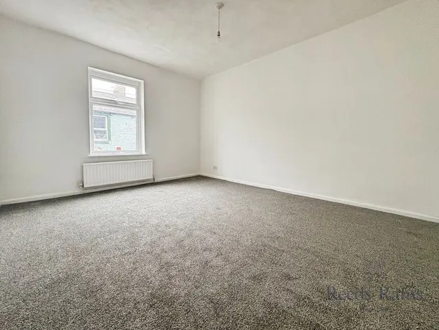 Eastham Street, Burnley, BB10, photo 2