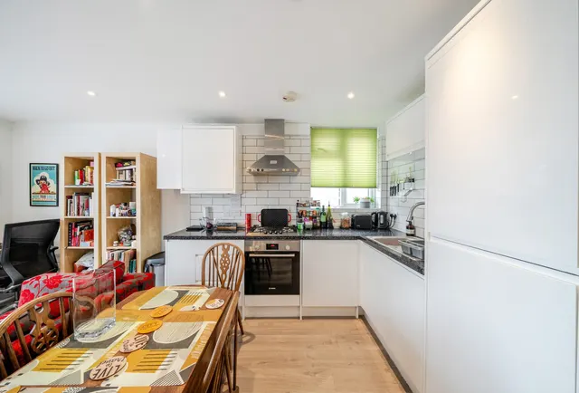 Stafford Road, Wallington, SM6 9BN, photo 1