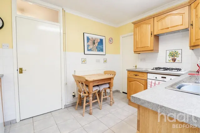 Clovelly Way, Bedford, MK40, photo 3