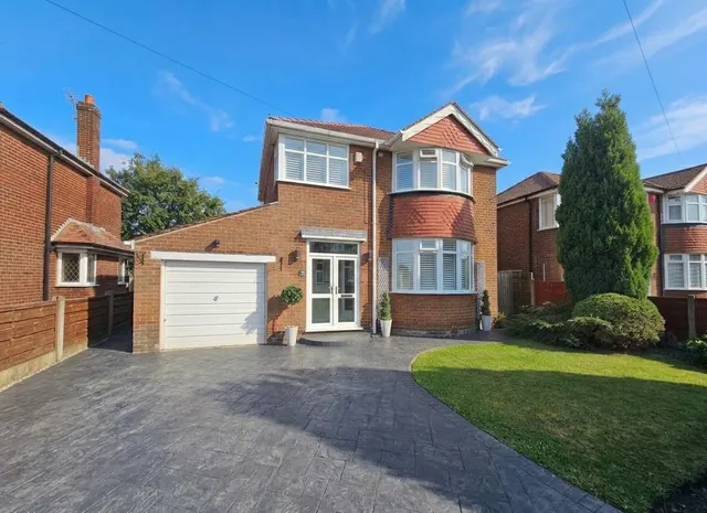 Drayton Drive, Heald Green, photo 1