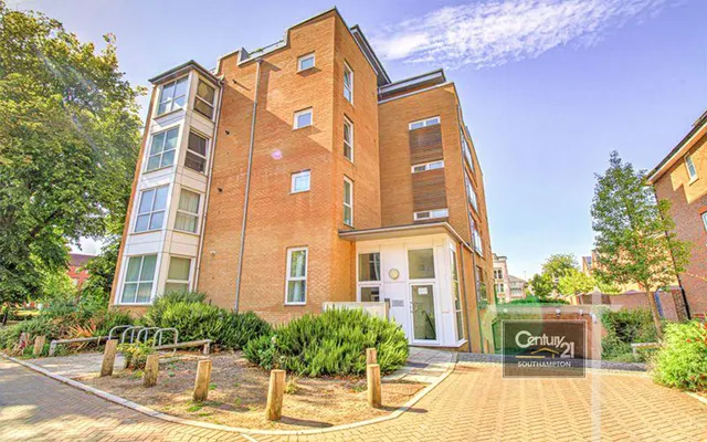 Alexander Place, Southampton, SO17, photo 1
