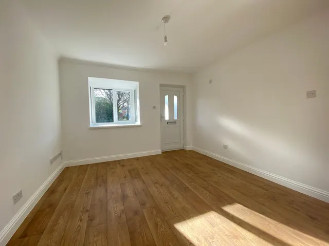 Westdene Meadows, Cranleigh, GU6, photo 3