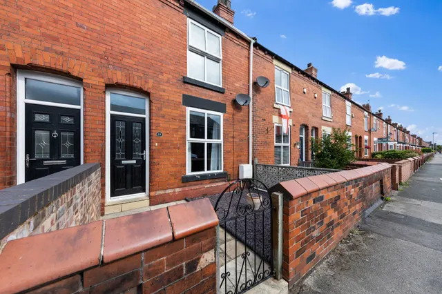 Willis Street, Warrington, Warrington, WA1 3QE, photo 1
