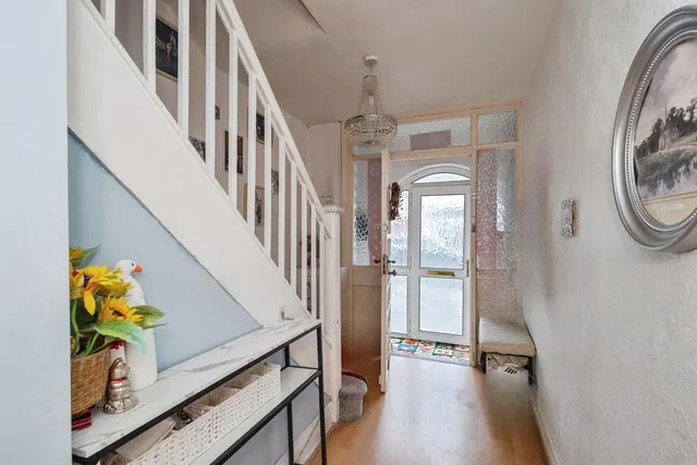 Maple Avenue, Audenshaw, M34, photo 2