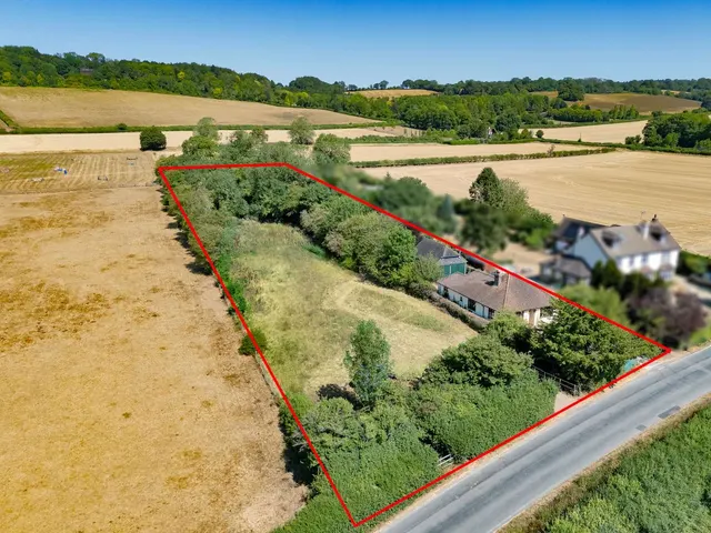 Heaverham Road, Kemsing, Sevenoaks, Kent, TN15 6NE, photo 1