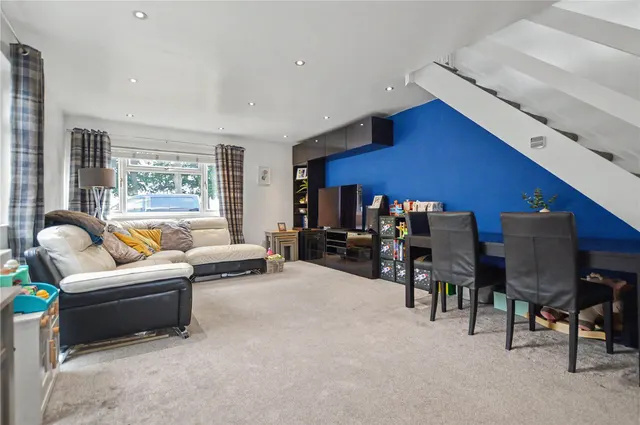 Haigh Road, Rothwell, LS26, photo 2