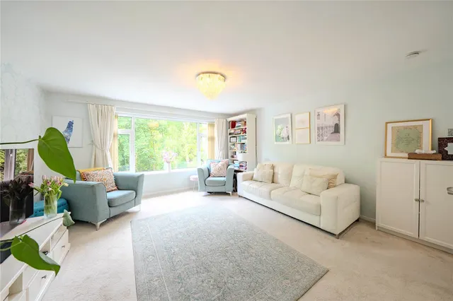 Brackenwood Close, Leeds, LS8, photo 2