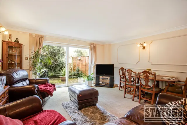 Photo 2 — Lydia Mews, Welham Green, North Mymms, Hatfield, AL9 7PZ