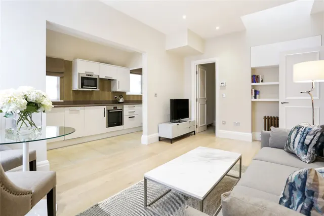 Sloane Gardens, London, SW1W, photo 2