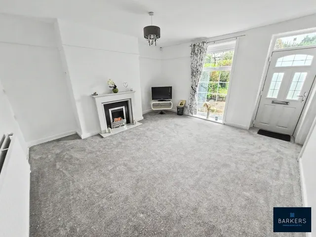 Photo 3 — New Toftshaw, East Bierley BD4 6QN