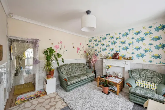 Sandymount Road, Wath-Upon-Dearne, S63, photo 3