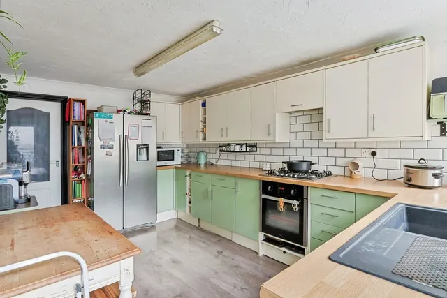 Galloway Road, Poole, BH15, photo 3