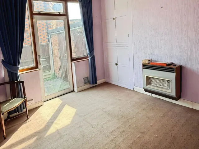 New Street, Oadby, LE2, photo 3