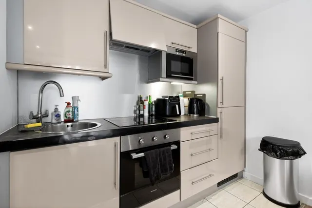 Neptune Street, Leeds, LS9, photo 2