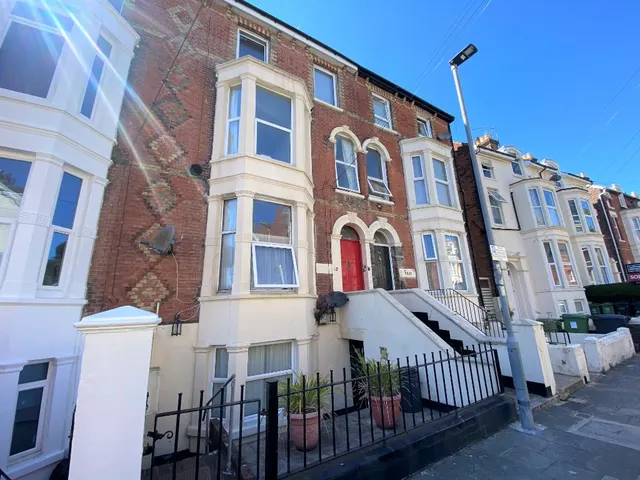 Elphinstone Road, Southsea, Portsmouth, PO5, photo 1