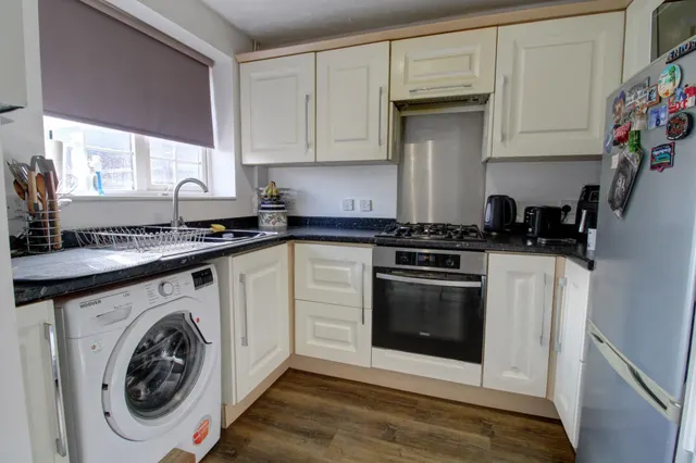 Nightingale Close, Stowmarket, IP14, photo 3