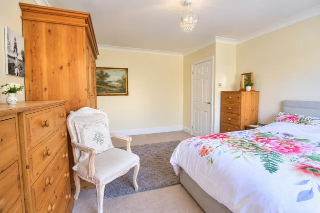 Essex Gardens, Stanford-le-hope, SS17, photo 3