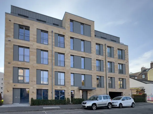 Falcon Road West, Edinburgh, EH10 4AQ, photo 1