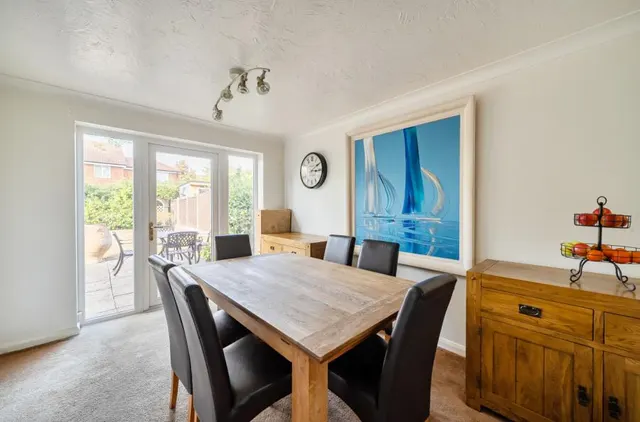 Nash Park, Binfield, RG42, photo 3