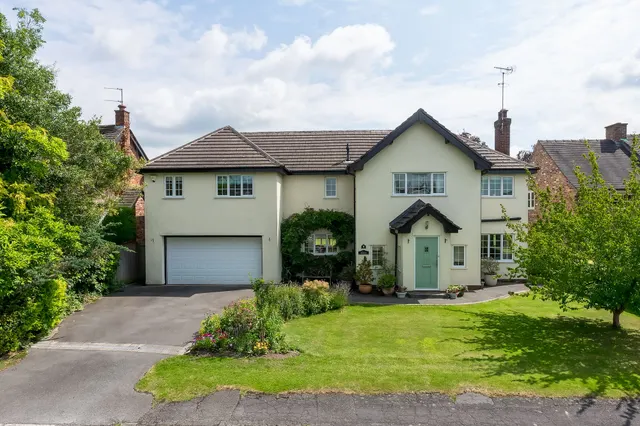 Wych Lane, Macclesfield, photo 1