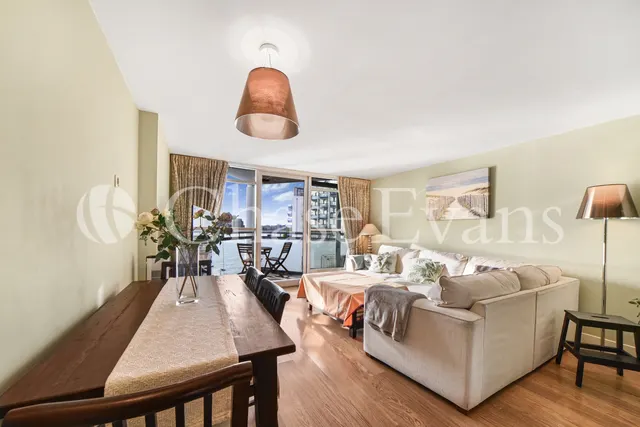 Photo 3 — Orion Point, Crews Street, Isle Of Dogs, London, E14