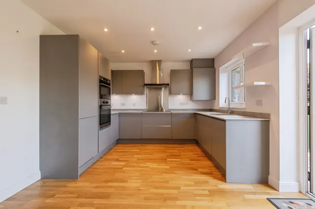 Whitegate Road, Minehead, TA24, photo 3
