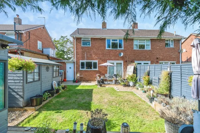 Midanbury Lane, Southampton, SO18, photo 3