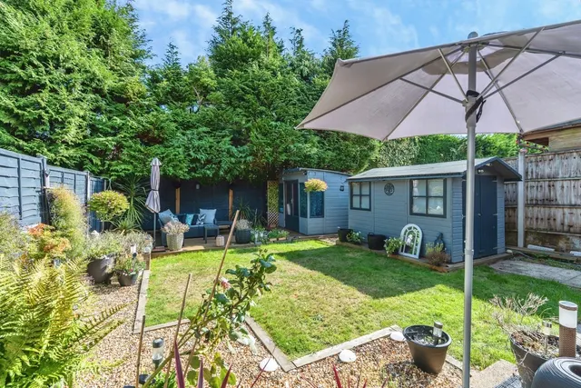 Midanbury Lane, Southampton, SO18, photo 2