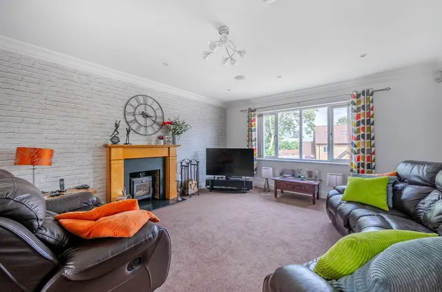 Claremont Gardens, Hallatrow, BS39, photo 3