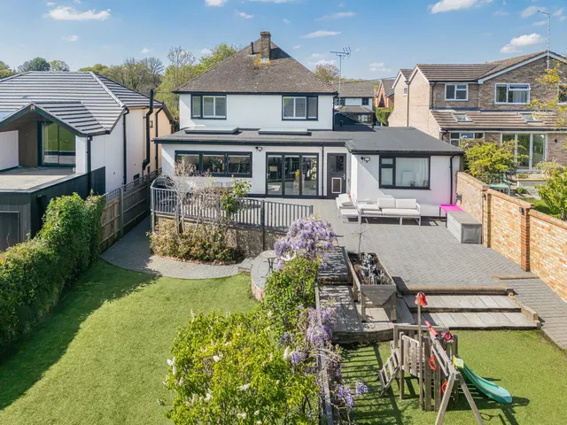 Photo 2 — Hill Farm Road, Marlow, SL7 3LU