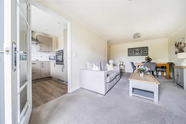 Reedham Road, Burnham, SL1, photo 3