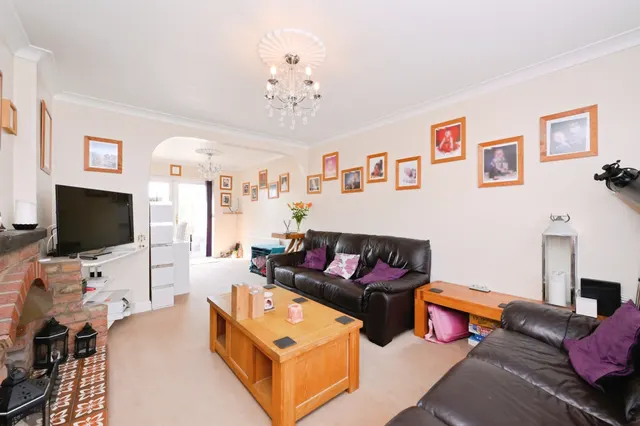 Rylstone Way, Saffron Walden, CB11, photo 3