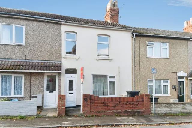 Read Street, Swindon, SN1, photo 1