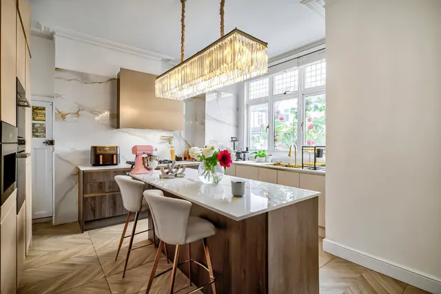Elmwood Road, Chiswick, W4, photo 2
