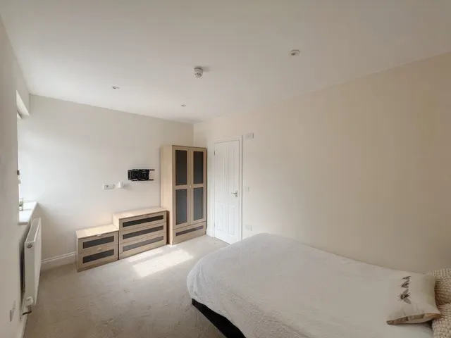 REDCLIFFE STREET, photo 1