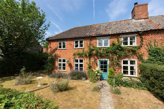North Barningham Road, Bessingham, NR11, photo 1