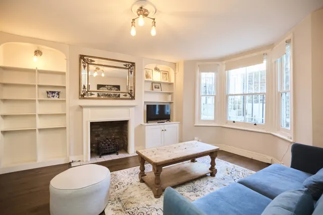 Taybridge Road, London, SW11, photo 1